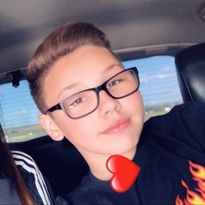 Meet your Posher, Kit